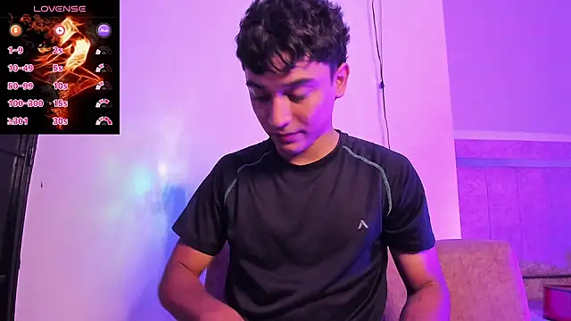 Snapshot of Austin_Cardieff_ chatting on 16, 9, 2025 Austin Cardieff online show from 16, 9, 2025