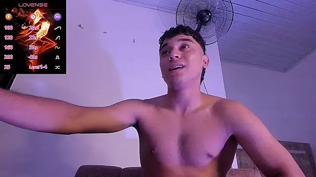 Snapshot of Austin_Cardieff_ chatting on 14, 10, 2025 Austin Cardieff online show from 14, 10, 2025