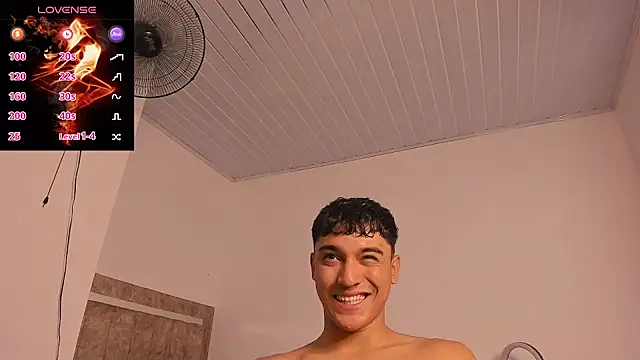 Snapshot of Austin_Cardieff_ chatting on 21, 10, 2025 Austin Cardieff online show from 21, 10, 2025