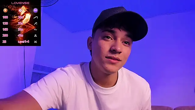 Snapshot of Austin_Cardieff_ chatting on 22, 10, 2025 Austin Cardieff online show from 22, 10, 2025