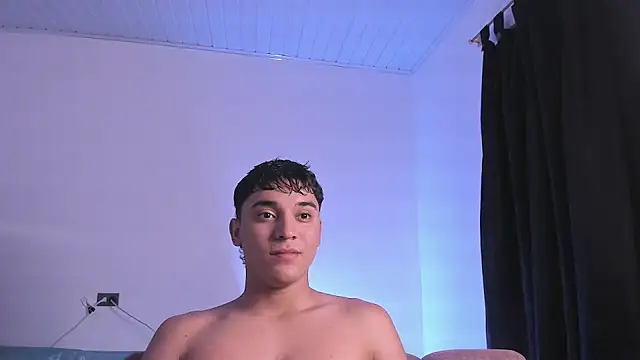 Snapshot of Austin_Cardieff_ chatting on 25, 10, 2025 Austin Cardieff online show from 25, 10, 2025