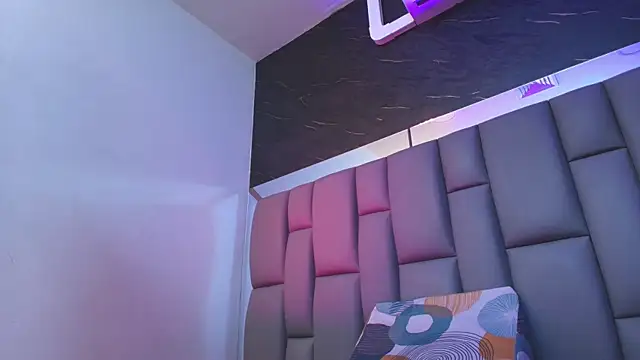 kissme luna online show from 30, 9, 2025