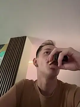 dimitryivanovv online show from 5, 11, 2025