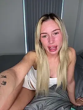 Snapshot of SexySaraxxoo chatting on 15, 3, 2026 SexySaraxxoo online show from 15, 3, 2026