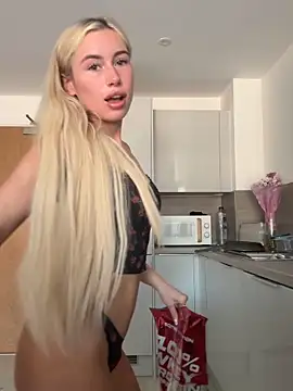 Snapshot of SexySaraxxoo chatting on 26, 5, 2026 SexySaraxxoo online show from 26, 5, 2026