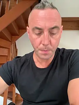 Marronglace1 online show from 3, 10, 2025