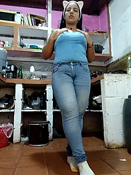 girlpee online show from 19, 12, 2025