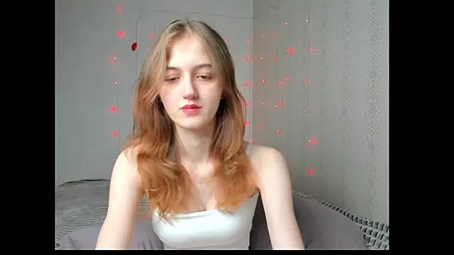 Snapshot of dreamy_pollyyy chatting on 16, 5, 2026 dreamy pollyyy online show from 16, 5, 2026
