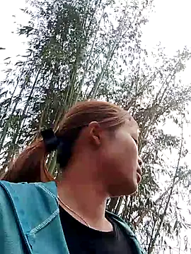 Snapshot of Huyen_x chatting on 26, 3, 2026 Huyen x online show from 26, 3, 2026