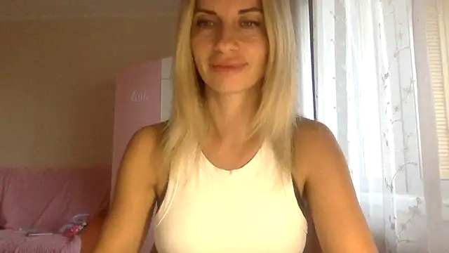 KarelliaStar online show from 1, 10, 2025