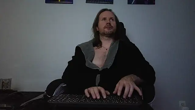 AlbinoAdonis online show from 17, 9, 2025