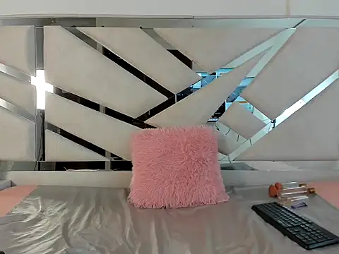 Snapshot of Kimberly_TaylorX chatting on 30, 11, 2025 Kimberly TaylorX online show from 30, 11, 2025