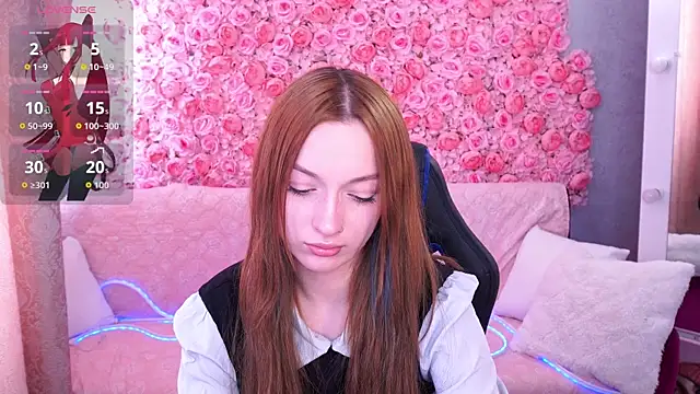 Snapshot of FoxyMayy chatting on 4, 5, 2026 FoxyMayy online show from 4, 5, 2026
