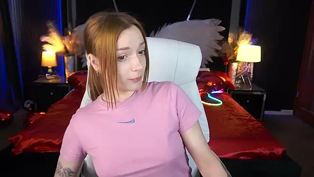 Snapshot of FoxyMayy chatting on 18, 6, 2026 FoxyMayy online show from 18, 6, 2026