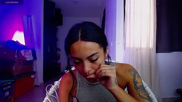 Leslie Bussh  online show from 3, 8, 2026