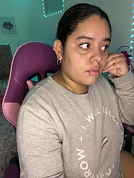 Anabelle 00  online show from 13, 4, 2026