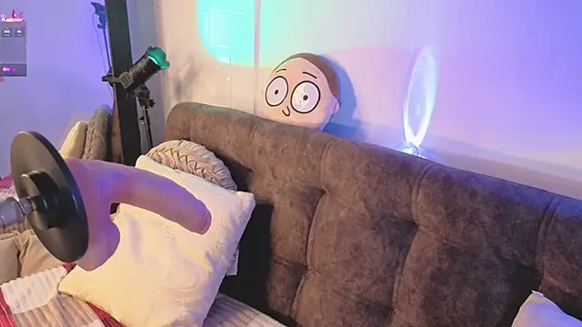 ashlynnlowe  online show from 3, 3, 2026