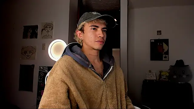 guynextdo0r online show from 7, 10, 2025