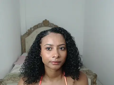 Snapshot of tatiana_oconell22 chatting on 19, 9, 2025 tatiana oconell22 online show from 19, 9, 2025