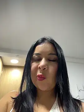 Snapshot of IrisDuvall chatting on 12, 5, 2026 IrisDuvall online show from 12, 5, 2026
