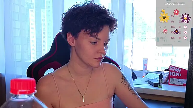 KrisNeal online show from 13, 9, 2025