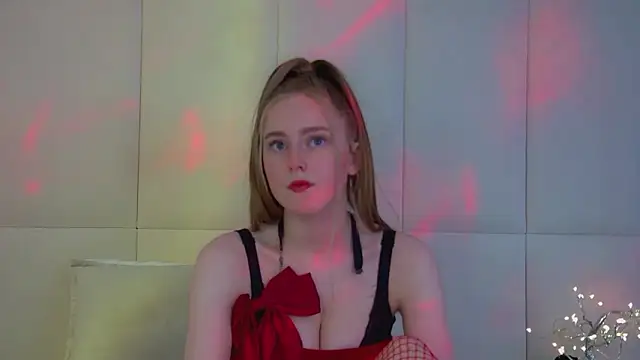 Snapshot of LexiBookwell chatting on 17, 2, 2026 LexiBookwell online show from 17, 2, 2026