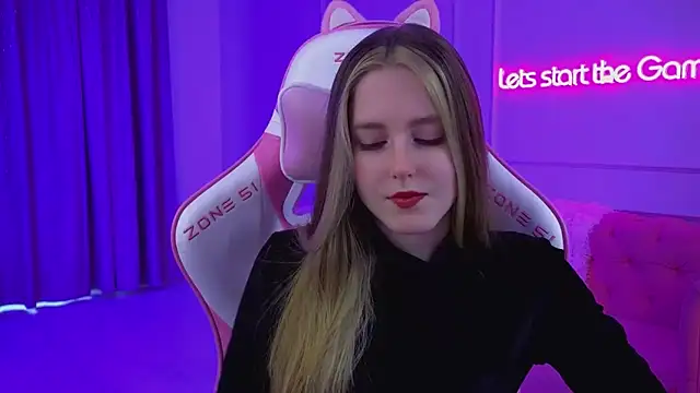 Snapshot of LexiBookwell chatting on 19, 2, 2026 LexiBookwell online show from 19, 2, 2026