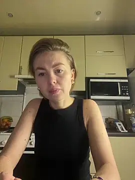 MartaLuna  online show from 21, 12, 2025