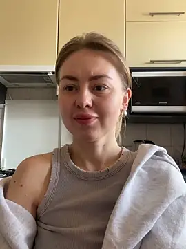 MartaLuna  online show from 2, 3, 2026