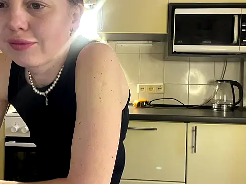 MartaLuna  online show from 3, 4, 2026