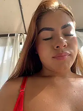 Snapshot of MayaMoanXXX chatting on 29, 3, 2026 MayaMoanXXX online show from 29, 3, 2026