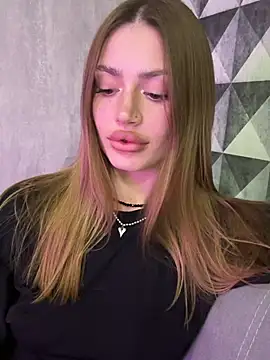 Elizabeth Tay online show from 20, 3, 2026