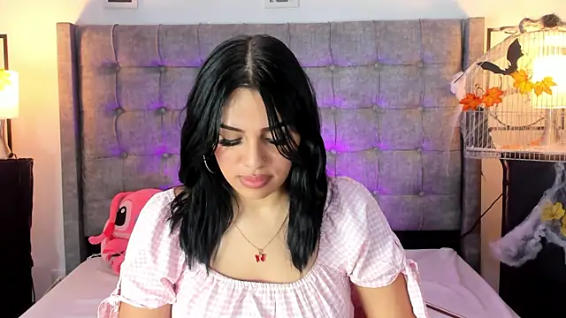 Linda Fosterr online show from 4, 11, 2025