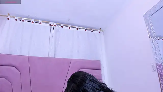 miajhonsonx online show from 14, 4, 2026