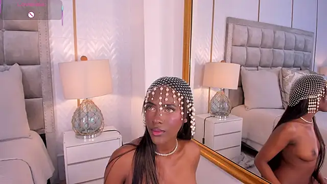 DakotaWangi online show from 7, 4, 2026