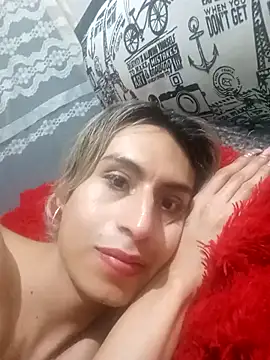 Snapshot of ZafiroRios chatting on 5, 11, 2025 ZafiroRios online show from 5, 11, 2025