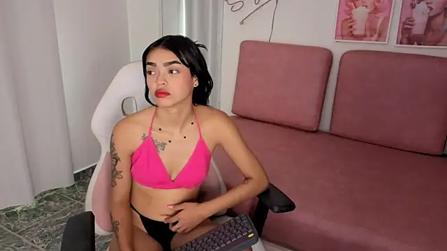 Emmy sexygirl online show from 22, 9, 2025