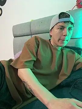 NaytonFreeman online show from 11, 2, 2026