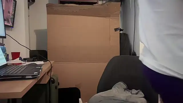 jasoncali305 online show from 28, 10, 2025