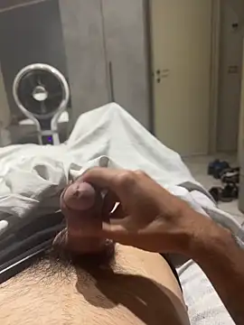 alexbergo87 online show from 11, 9, 2025