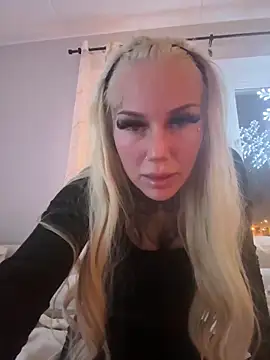 Snapshot of paulinaalatalo chatting on 18, 12, 2025 paulinaalatalo online show from 18, 12, 2025