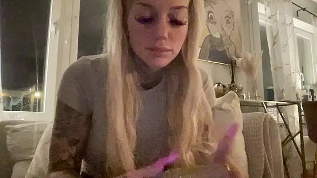 Snapshot of paulinaalatalo chatting on 7, 1, 2026 paulinaalatalo online show from 7, 1, 2026