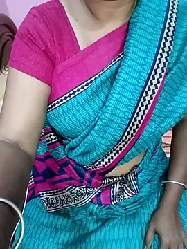 Snapshot of KannadaTamilTeluguBeauty chatting on 11, 7, 2026 KannadaTamilTeluguBeauty online show from 11, 7, 2026