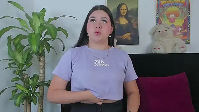 Snapshot of lily_rose26 chatting on 23, 9, 2025 lily rose26 online show from 23, 9, 2025