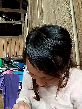 bonnie-00 online show from 5, 11, 2025