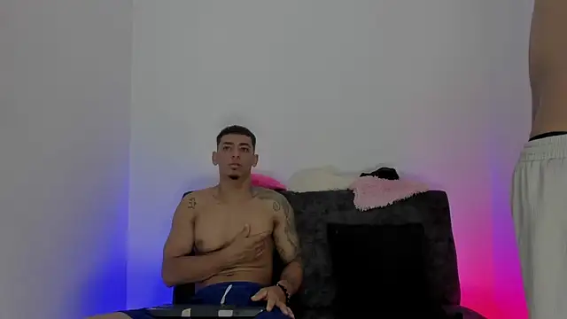 maykel and mike online show from 10, 10, 2025