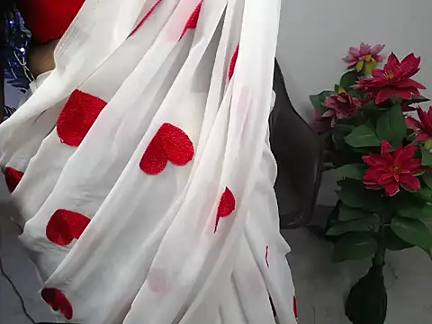 Naughtyy stripgirl online show from 24, 9, 2025