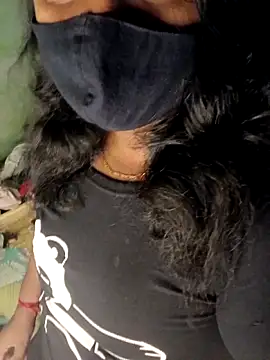 Snapshot of sonali134 chatting on 17, 10, 2025 sonali134 online show from 17, 10, 2025