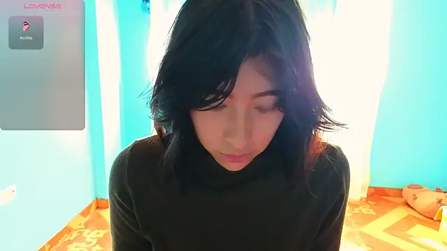 Sullyoonn online show from 18, 4, 2026