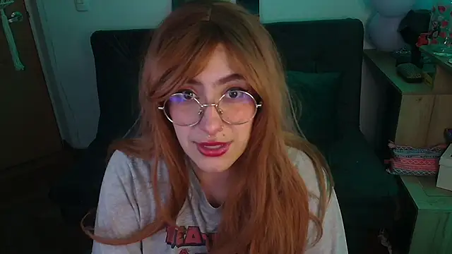 Miacatsito3 online show from 21, 11, 2025